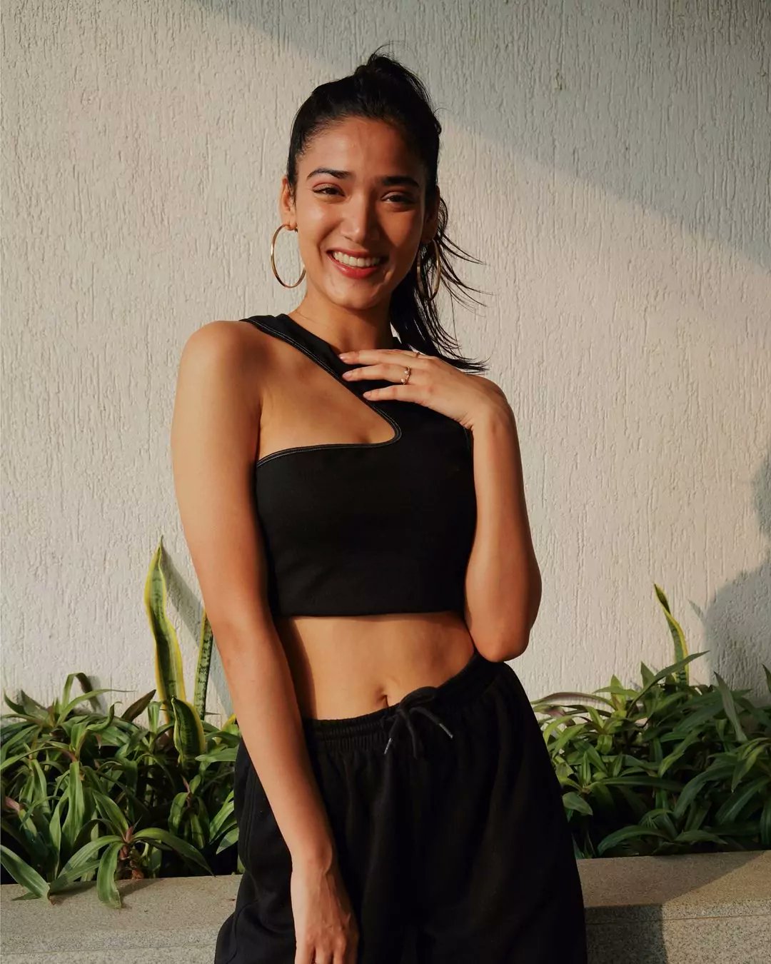 GDD14wIaEAAi6GA?format=jpg&name=large