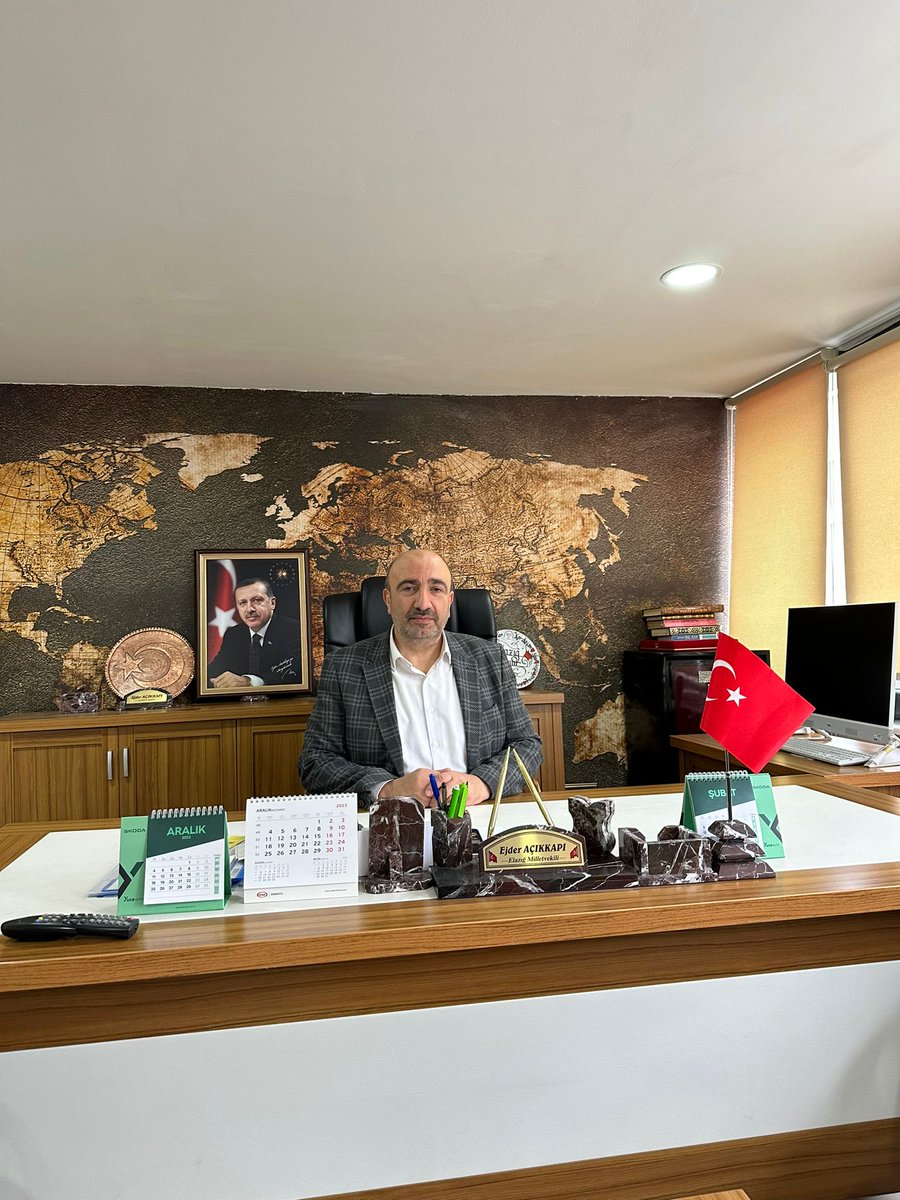 Gazi Meclisimizde yoğun çalışmalardan sonra Aziz şehrimiz Elazığ' da kıymetli hemşehrilerimizle hasret giderip, hasbihâl edeceğiz inşallah. Rabb’ im birliğimizi beraberliğimizi daim kılsın.

Bugün kahraman şehidimiz Fethi Sekin kardeşimizin şehadetinin sene-i devriyesi