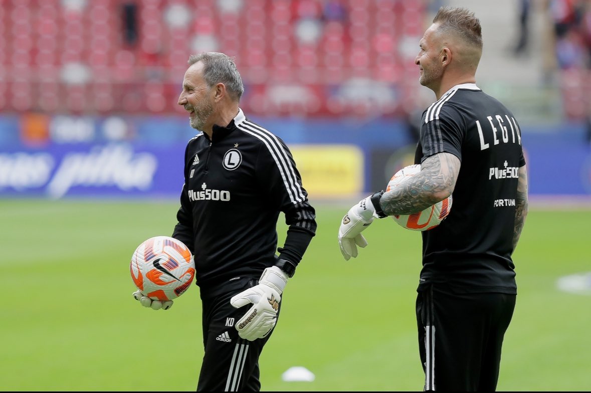 Dziś urodziny obchodzi Profesor😊wszystkiego najlepszego , dużo zdrówka i samych najpiękniejszych chwil😍💪🏻