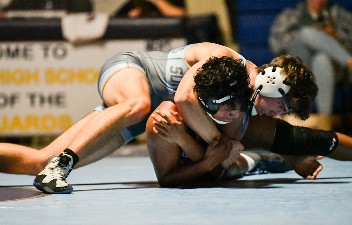 SV vs Kennett 1/3/24
Sun Valley Wrestling with the win! <a href="/svvanguards/">Sun Valley Athletics</a> <a href="/PennDelco/">Penn-Delco SD</a> <a href="/NorthleySports/">Northley Athletics</a> <a href="/SunValleyHS/">Sun Valley HS</a>