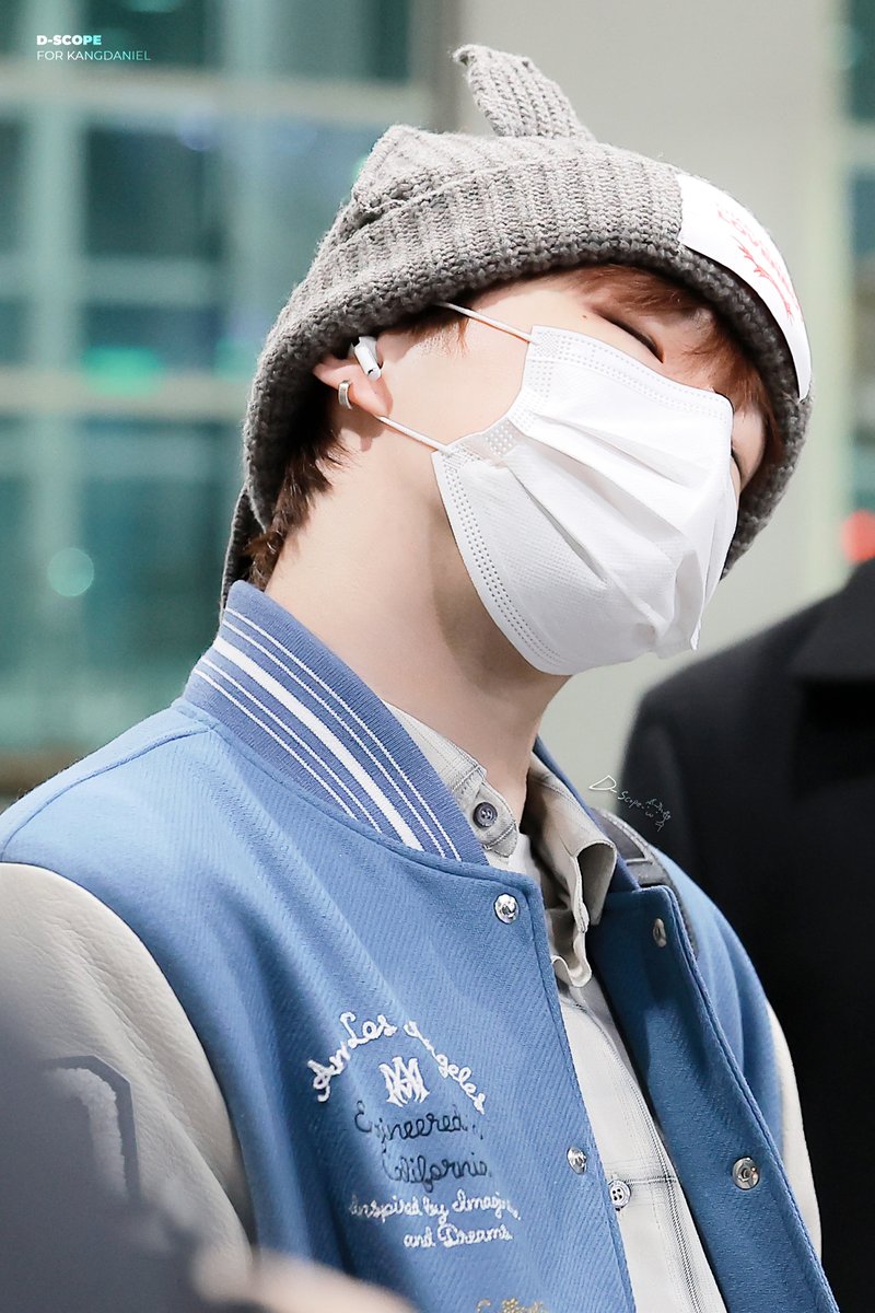 DanikScope's tweet photo. 240104 입국 HQ

어른 라쿤,,?🦝

#강다니엘 #KANGDANIEL https://t.co/P5XCk4vBxh