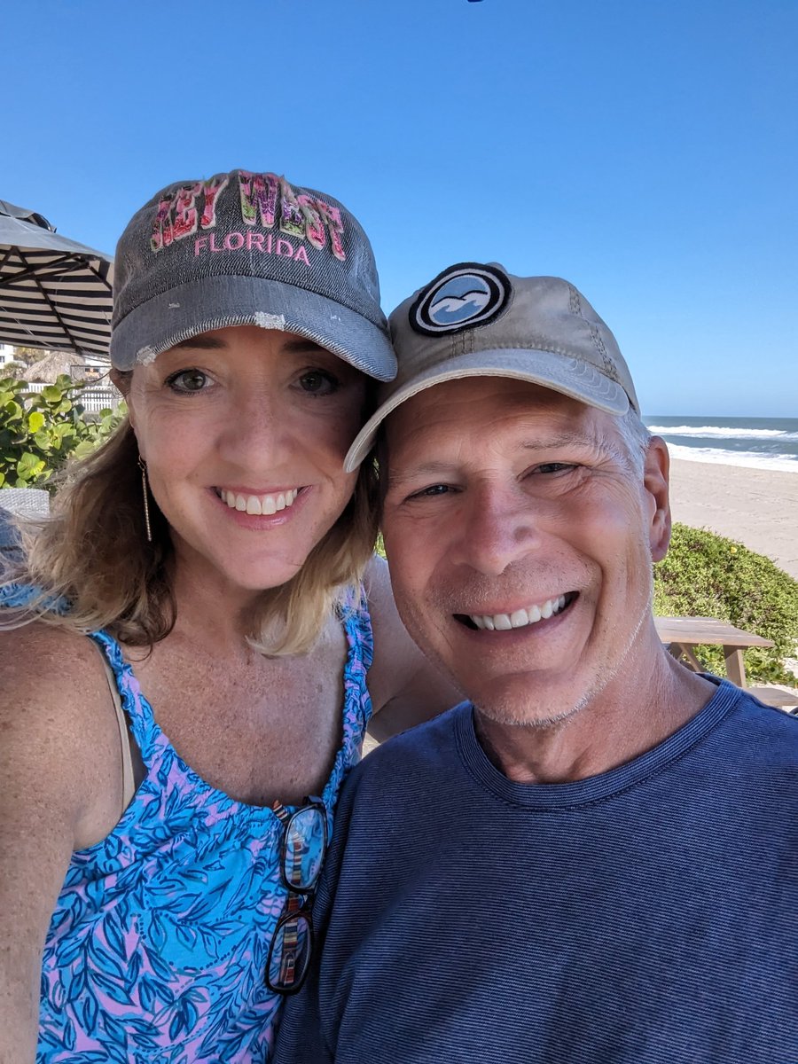 JustJennifer369's tweet photo. Tomorrow my husband & I are going on a carnivore diet AND quitting alcohol. We have a trip planned in April to celebrate our 25th wedding anniversary and we want to feel as healthy as possible for that amazing milestone. Please wish us luck! #soberlife #wequit #carnivorediet #truelove