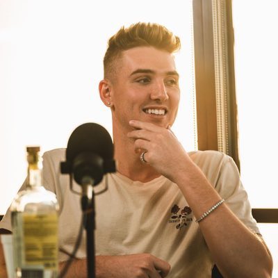 JABridgeforth's tweet image. ‼️ MATCH UP of the YEAR ‼️

TONIGHT!! @ around 11:30pm EST

Joe Knows “The casual REC player” and his team, Black Market

VS 

Current and Former NBA 2K League players

➡️ Twitch. tv / JoeKnowsYT

— WHO do YOU pick to win?!?!

#NBA2K24 #NBA2KLeague