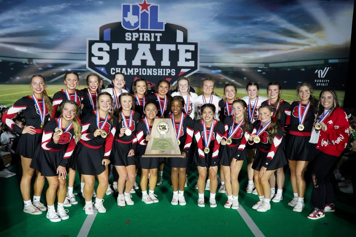 shallowaterisd's tweet photo. Shallowater Cheer made history tonight! Congratulations to the 3A-D1 STATE CHAMPIONS! 

#ShallowaterISD | #InAClassOfOurOwn

📸: UIL https://t.co/zicXkXKo3J