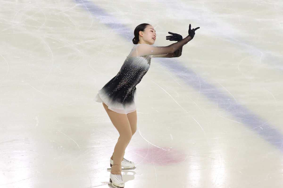 kanspo's tweet image. 【アイススケート】第96回日本学生氷上競技選手権大会フィギュア競技１日目／於・ALSOKぐんまアイスアリーナ

［女子５級］
第２Ｇ　岩本　55.68

冒頭から次々とジャンプを決めていく。しなやかなステップやスピンを見せ、観客を魅了した。