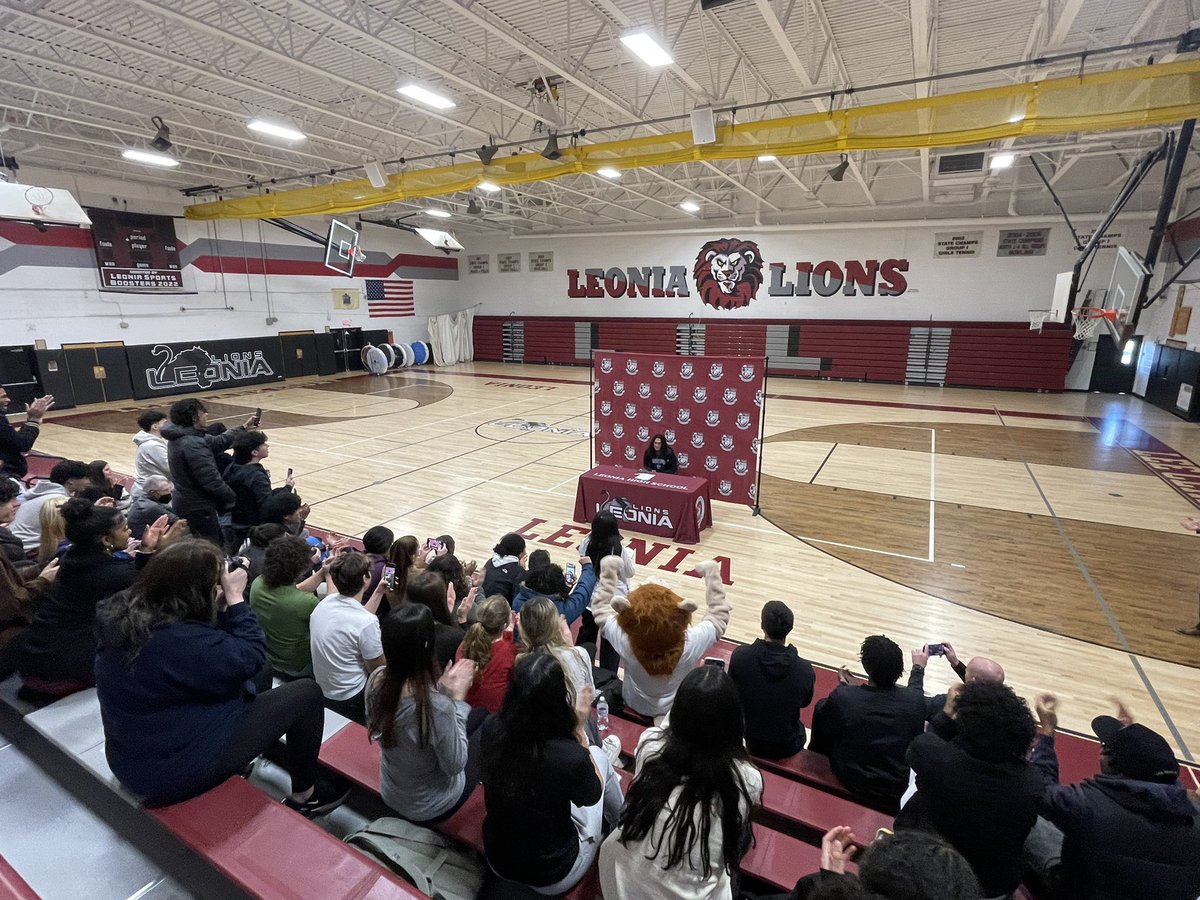 Xanthy Karamanos (@drxanth_k) on Twitter photo Today was college signing day for Jaden Marchan. Congrats <a href="/GeorgetownHoyas/">Georgetown Hoyas</a> youโve got an incredible kid coming your way next year. #LeoniaLionsPride Today was college signing day for Jaden Marchan. Congrats <a href="/GeorgetownHoyas/">Georgetown Hoyas</a> youโve got an incredible kid coming your way next year. #LeoniaLionsPride