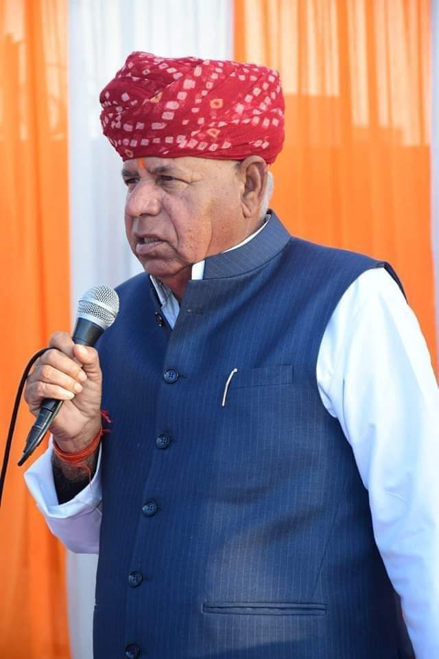 जन जन के चहेते गरीब किसान मजदूरों की आवाज 36 कोम के लोकप्रिय विधायक आदरणीय पूसाराम जी गोदारा  (ताऊ) को जन्मदिन की बहुत-बहुत बधाई व शुभकामनाएं
#pusharamgodara 
<a href="/PusaramINC/">Pusaram Godara</a> ji