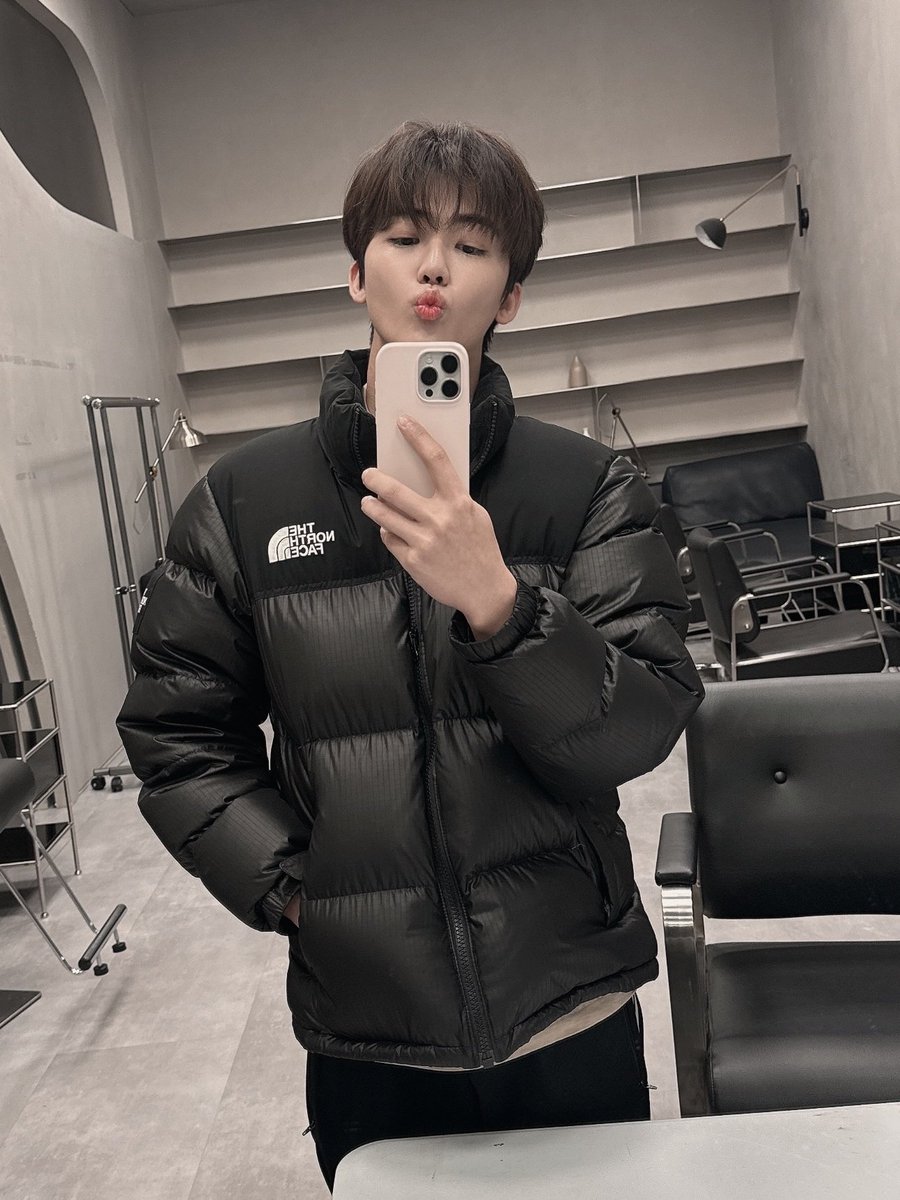 คุณ ปะปี๊ ฮือๆๆๆๆ ㅜㅜㅜㅜแรงใจสาวมาก รักพี่ จะเป็นคนที่ดีและขยันเพื่อพี่ รักพี่ค่ะ