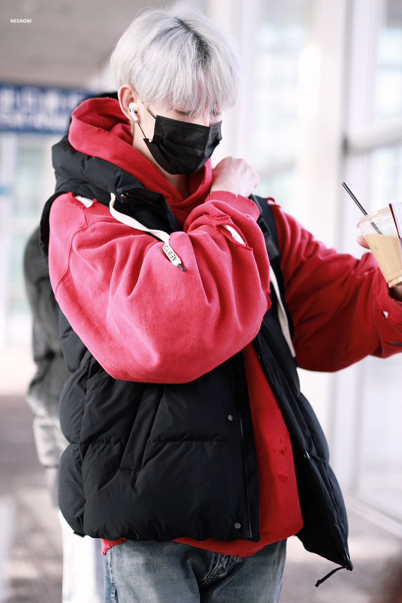 Negroni0401_'s tweet photo. 240105 PEK

#OLLIE  #올리 https://t.co/pYQhn07QMY