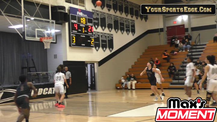 WATCH: Webster County's Micah Austin capped a 24-4 first quarter run with a 3-pointer ahead of the buzzer. Austin finished the game with 13 points and earned him this Max's Moment. yoursportsedge.com/2024/01/04/max…