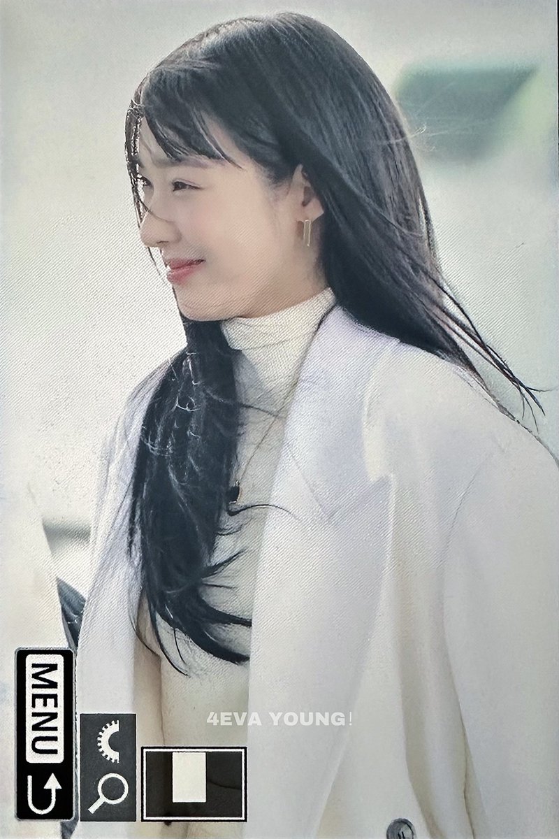 4EVAYOUNG801's tweet photo. 240105 💕  #티파니 #티파니영 #Tiffany #TiffanyYoung https://t.co/TNT1KnwY8r