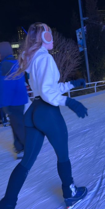 ❄️ ice princess https://t.co/dCJ1jPZk1K