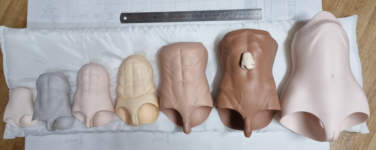 구관 복제물들의  크기가 큰것은 140센티에서 1센티미터 미니멀한 크기까지 생산되고 있어요.

#복제소,#레진복제,#우레탄복제,#구체관절인형복제,#인형복제,#헤드복제,#피규어복제,#모형복제,#bjdcasting,#듀오돌