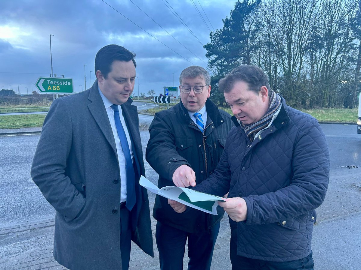 Delighted to welcome roads Minister <a href="/GuyOpperman/">Guy Opperman</a> to Darlington this morning to meet with me and <a href="/BenHouchen/">Ben Houchen</a> to discuss the news of the allocation of £250m for the much needed Northern Link Road