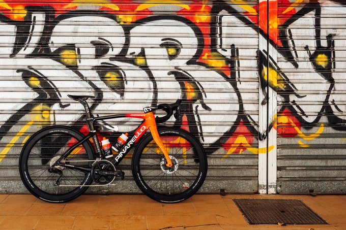A side view of our new Pinarello against a graffiti backdrop.