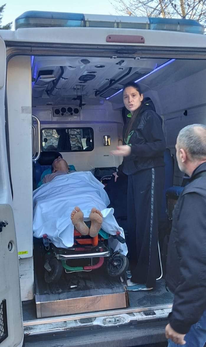MinnichAndreas's tweet photo. Serbian Opposition Leader Assaulted after Apology for War Crimes! Terrible to see what happened in Serbia with @Sandulovic_N. Where are the democratic values in serbia? Violence should never be an option! Prosperity comes only from peace! https://t.co/mHu6vGgc06