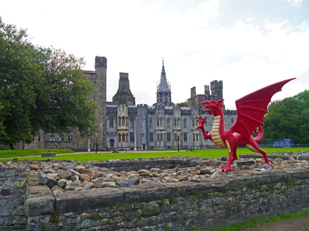 Castles in Cardiff 🏰

Do you know how many castles there are in Cardiff? If you can only name three, you're wrong!

Here's a list of them all and where you can find them: ow.ly/sOAb50NebyF

#Cardiff #CastlesOfTheWorld #SouthWales #VisitCardiff #VisitWales