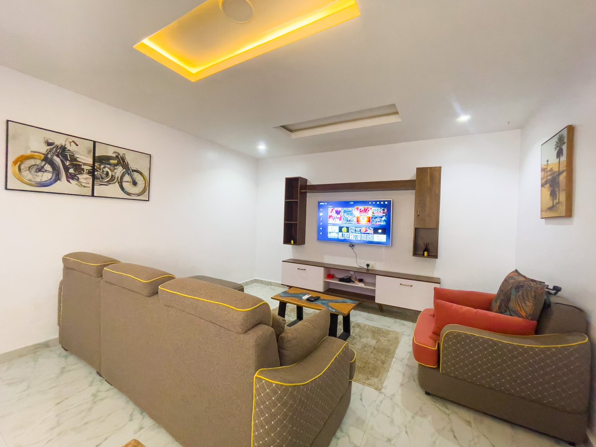 MShortlets's tweet photo. Here’s to a weekend filled with comfort, luxury and happy moments @mitershortlets 

Location: 1-bedroom apartment V/I
Rate: N75,000 a night 

Send a Dm to book a stay https://t.co/Zg0K6eOfQW