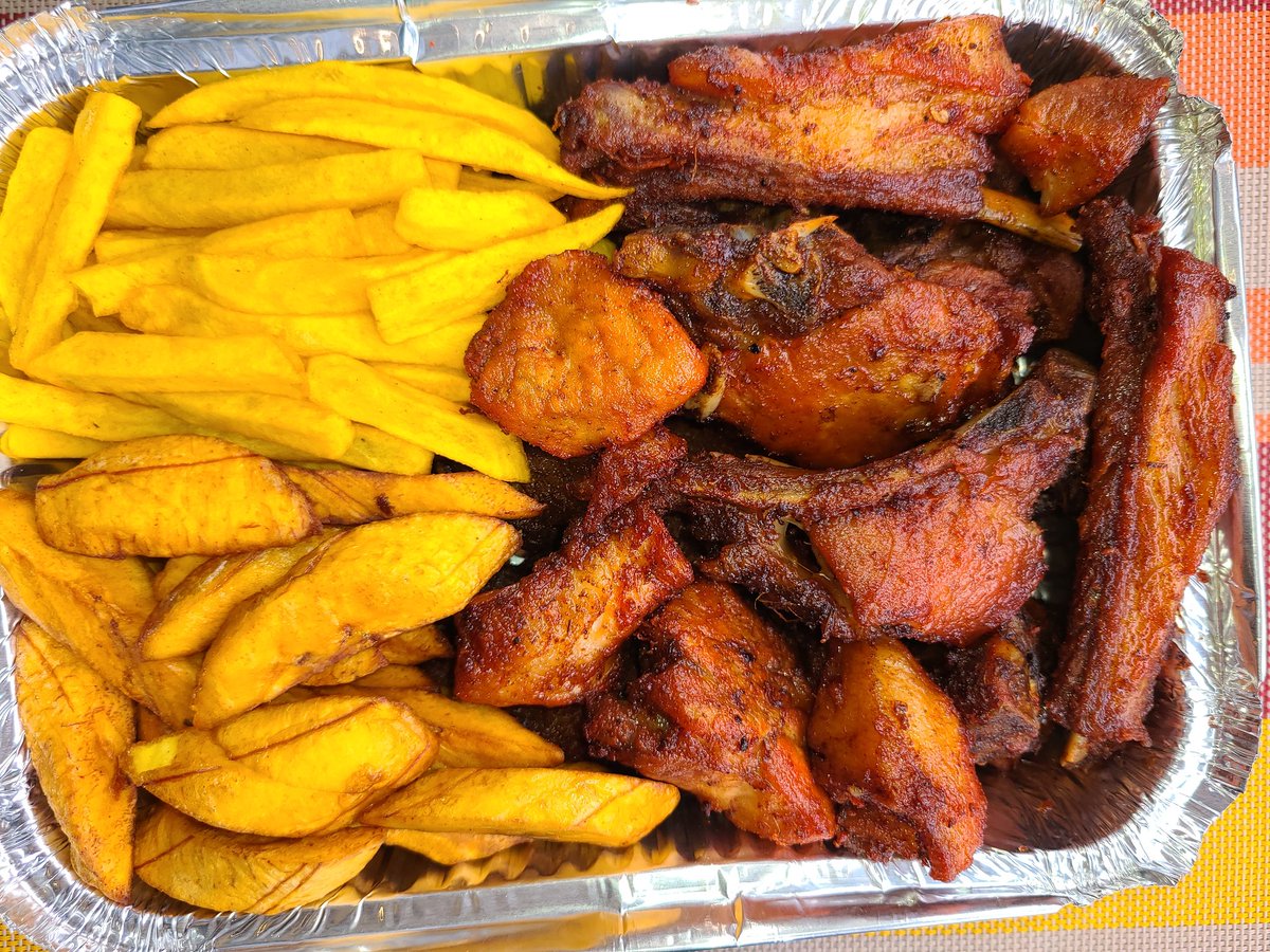 PorkPlanet1's tweet photo. Our Platinum Pork Ribs Package!!
No bones,No fats
At 40k!!
Order now! 0752871050 https://t.co/jxNyccMLJy