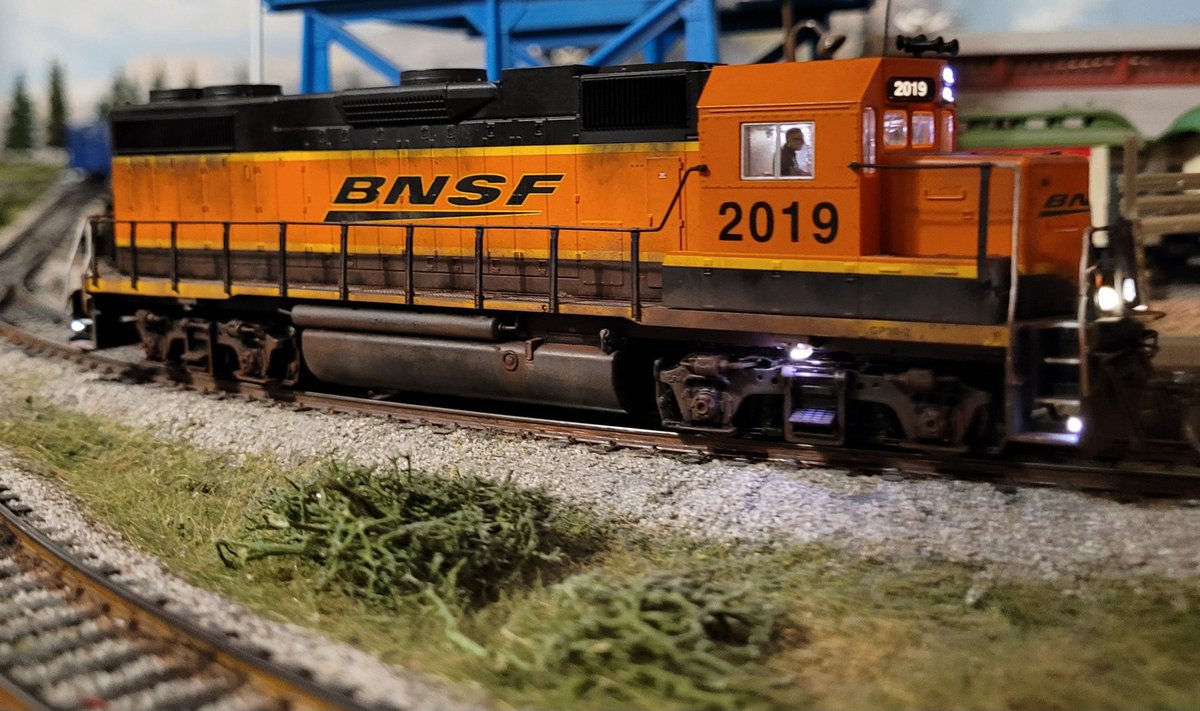 RegGFX's tweet photo. How I make My Art
Completed another custom build model.I build all my locomotives+LEDs. It takes me about 3-6weeks. I only buy components and micro-chips.Then roll'm out on my American History Model Railroad.
#modelrailroading #bnsf #railroad #Art #diorama #hoscale #decoderbuddy https://t.co/jTQ6QeVpzc