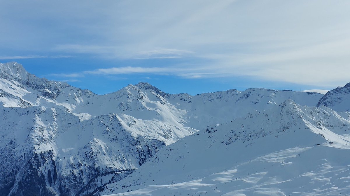 marcelav40's tweet photo. @domaineskiable Best day skiing so far! https://t.co/d6Ip4SrF3Z