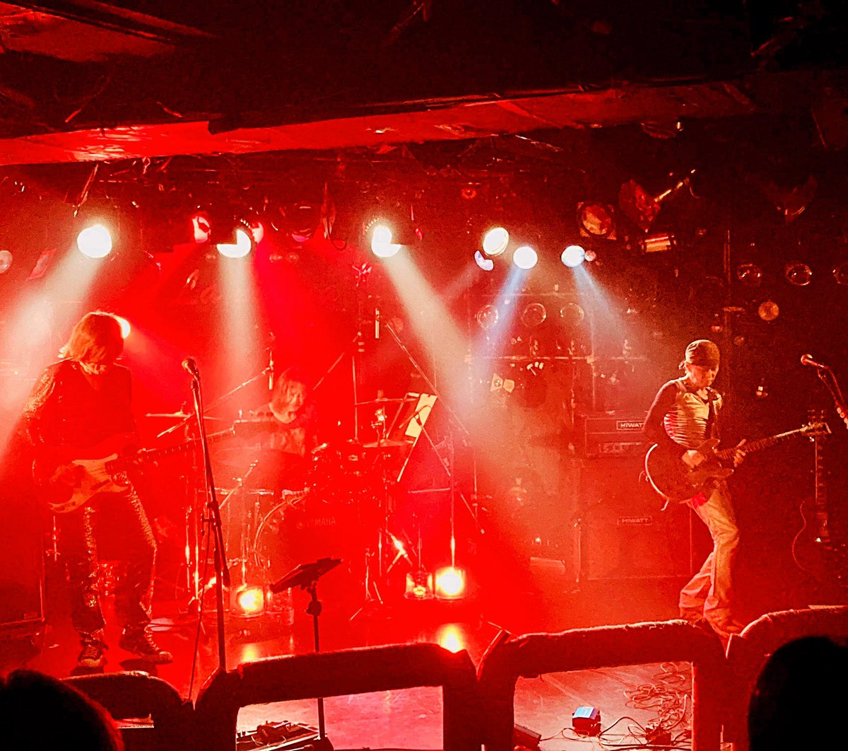 makotoueda's tweet photo. 7日の日曜日です。
少しでも皆さんの気持ちが晴れるよう頑張ります。
遊びに来てくださいね🎶
イベントは18:30からイカす皆さんが炸裂しますよん。
ダンドさんは21:00からでございます。
お待ちしてますっ!
取り置きチケットはDMくださいね🎫
#uedand https://t.co/DNPFAY0fTK