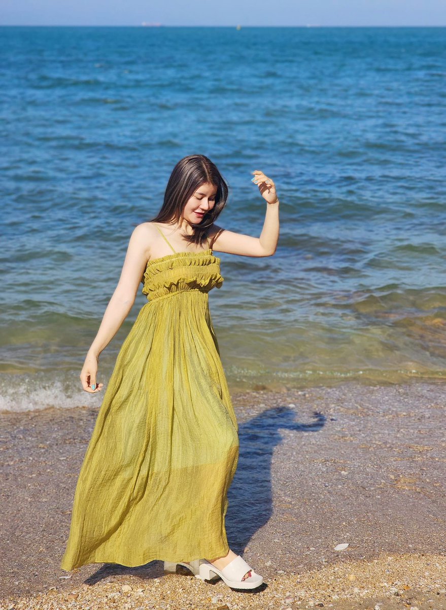 grace_cnx2's tweet photo. ใครรวยกว่าก็ยินดี ใครจนกว่าก็ส่งเสริม
ไม่อิจฉา หรือดูถูกใคร

เพราะสุดท้ายก็ชีวิตใครชีวิตมัน

……อะไรที่สร้างขึ้นมาด้วยตัวเองภูมิใจที่สุดแล้ว https://t.co/KD3iYSdcjg