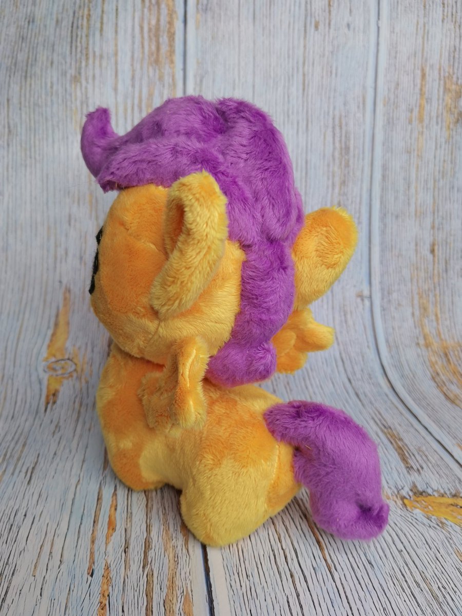 More pics with Scootaloo