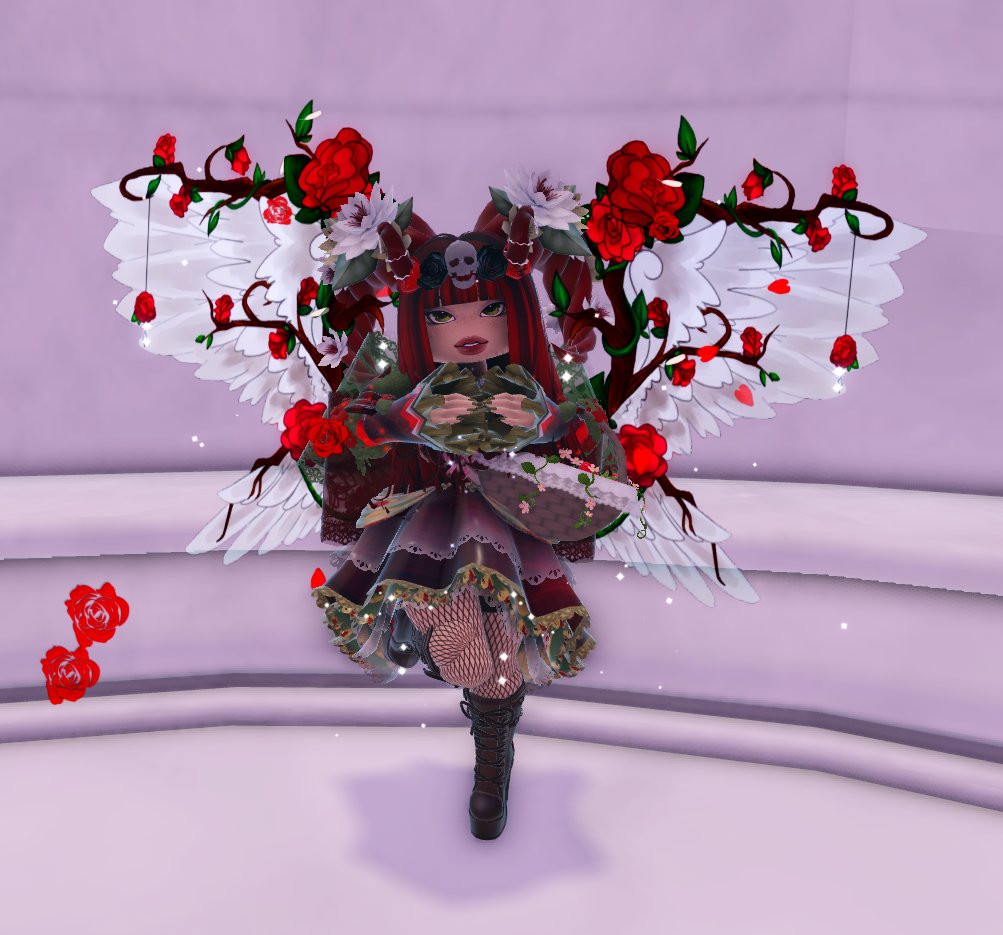 luvleyalison's tweet photo. These wings are so... 😍😍😍😍😍
#royalehigh #royalehighoutfit https://t.co/7IisMtqrNj