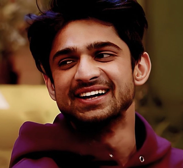 rajput_puttha's tweet image. NATION SUPPORTS ABHISHEK @abhishekkuma08
Unfair Eviction #supportAbhishek