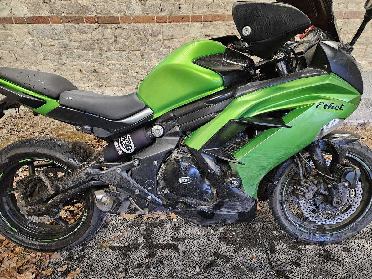 Chris Golds tweet media