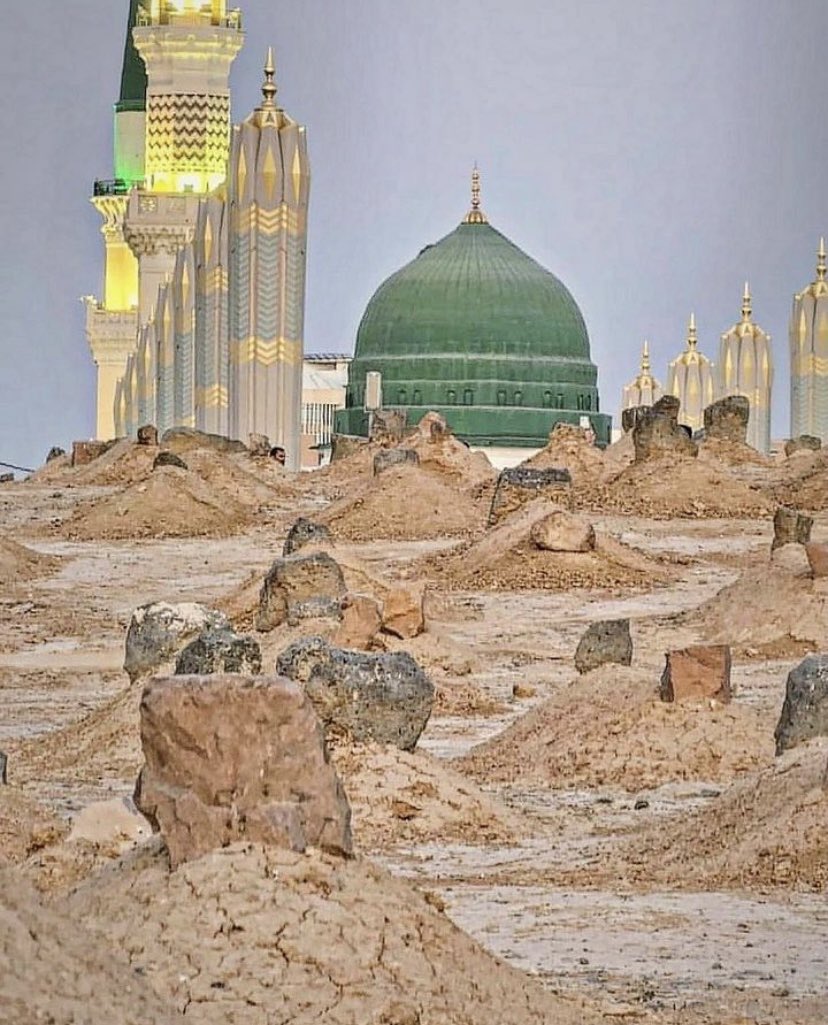 theholymosques's tweet photo. اللهم صل وسلم على نبينا محمد ﷺ https://t.co/QB0ySVrNxJ