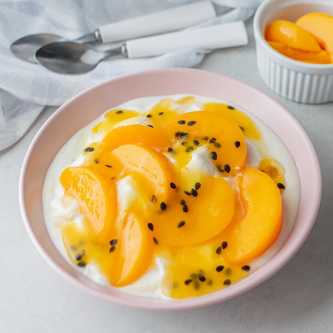 Se7enColourz's tweet photo. Here's to a refreshing day🤌🏽 Some peaches and passion fruit to get it started

📷: londi_ndlovuu #breakfast #healthy #foodie https://t.co/KEINWRdg1A