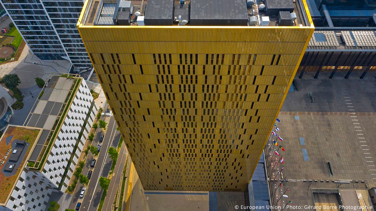 Cour de justice UE (@couruepresse) on Twitter photo #LaSemaineCJUE 11/1
⚖️ (A): #Energie - étiquetage des aspirateurs <a href="/Dyson/">Dyson</a> (C-122/22 P)
⚖️ (A) #AidesdEtat <a href="/wizzair/">Wizz Air</a> #TAROM #Romania (C-440/22 P)
⚖️ (C): #Concurrence <a href="/Google/">Google</a> #GoogleShopping #Alphabet (C-48/22 P) #LaSemaineCJUE 11/1
⚖️ (A): #Energie - étiquetage des aspirateurs <a href="/Dyson/">Dyson</a> (C-122/22 P)
⚖️ (A) #AidesdEtat <a href="/wizzair/">Wizz Air</a> #TAROM #Romania (C-440/22 P)
⚖️ (C): #Concurrence <a href="/Google/">Google</a> #GoogleShopping #Alphabet (C-48/22 P)