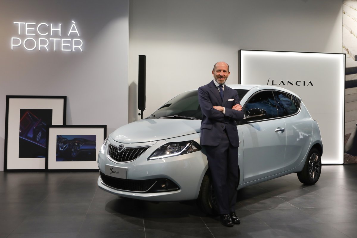 Lancia marked its second consecutive record year with 9% volume growth, and the second highest market share ever of 14.9% in the B-segment. Lancia Ypsilon is the third-best-selling car in Italy for 2023 and the second best-seller for the @Stellantis Group. shorturl.at/GLS14