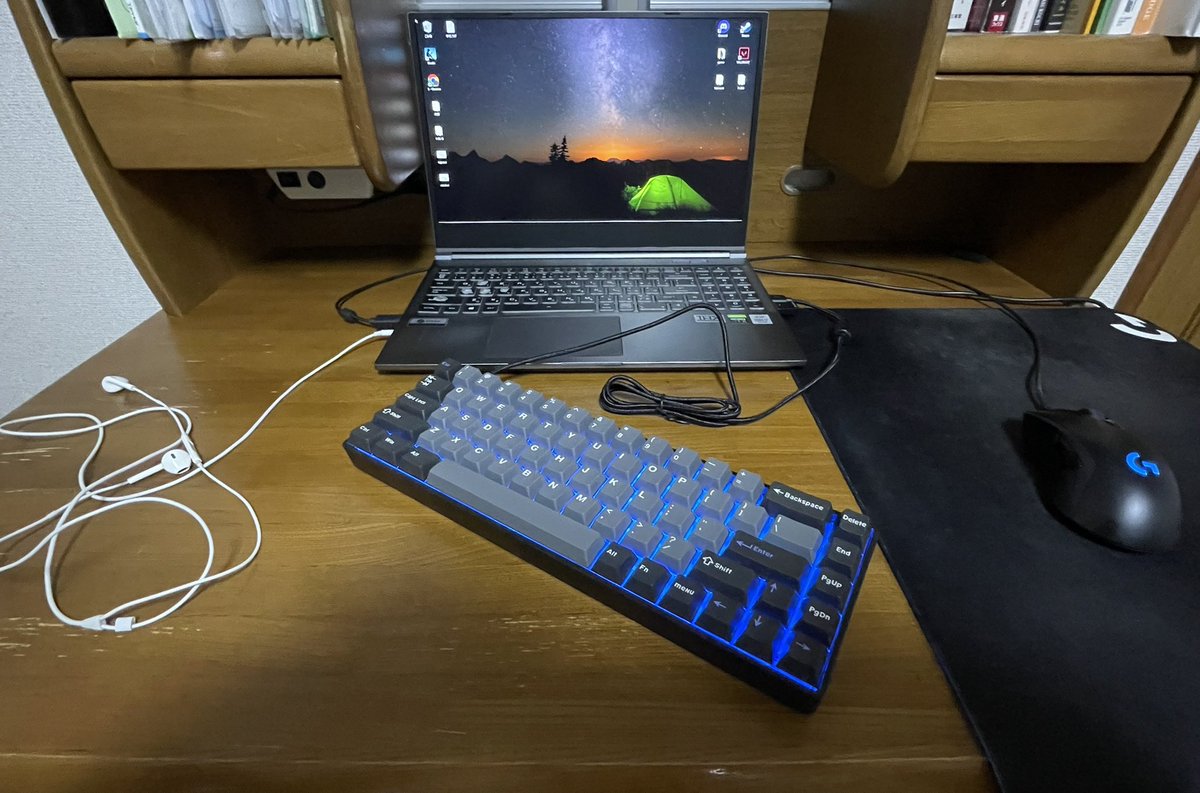 SpaceCrouch's tweet photo. 遂にキーボードを手に入れた https://t.co/3l1v5tVyV8