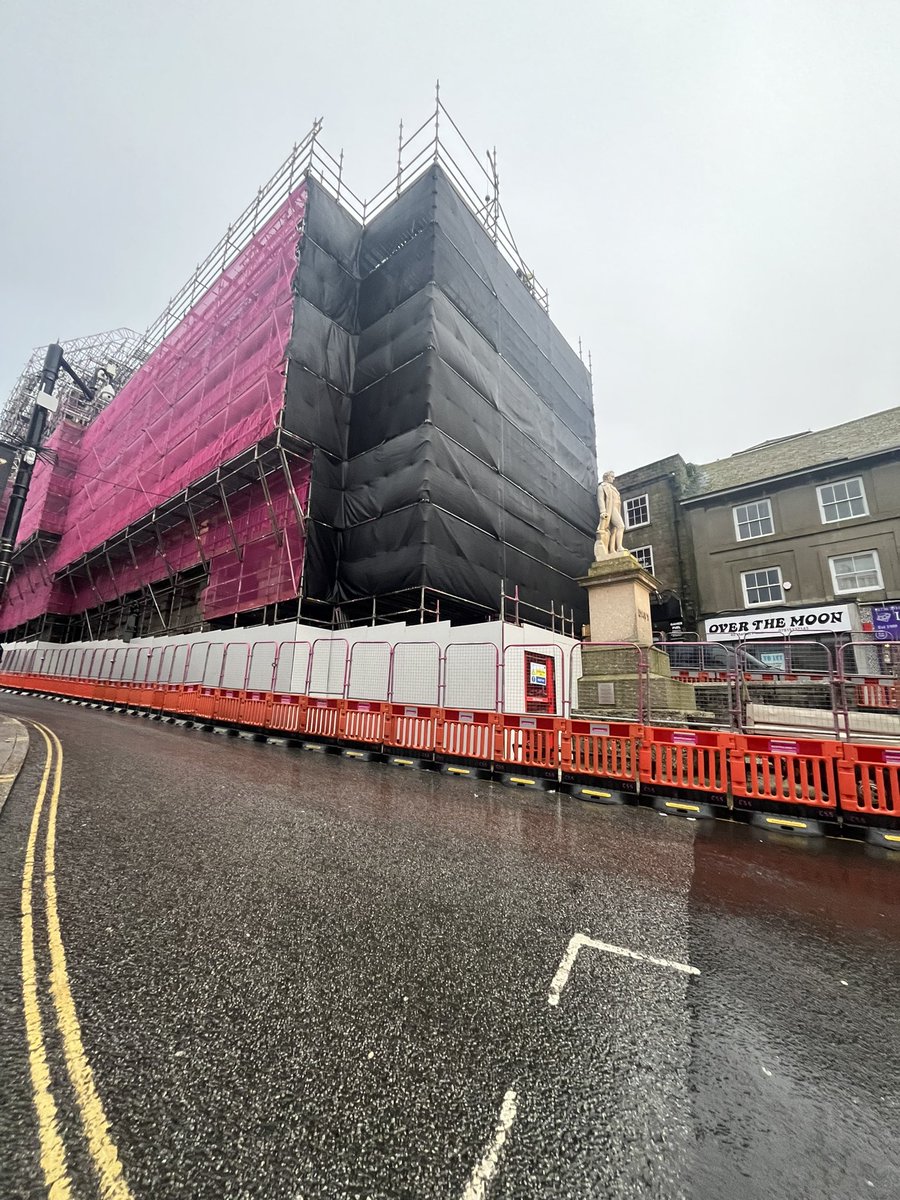 Great to see Market House Penzance under wraps for its renovation @MEMckeague @roskerslake Another fab heritage building being brought back to life by the Penzance community with the help of @ArchHFund