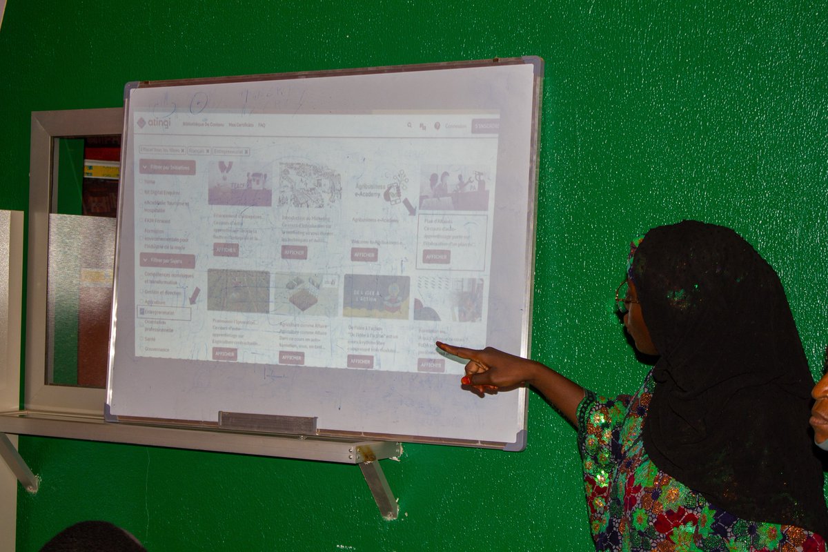 JPOTICNiger's tweet photo. Deux joyaux numériques qui redéfinissent l'accès au savoir !

À travers https://t.co/ZLcticjyLY, plongez dans l'univers captivant de l'apprentissage professionnel en Afrique. Des cours en ligne et des ressources ciselés pour développer des compétences d'exception. https://t.co/kXrmeSI1BY