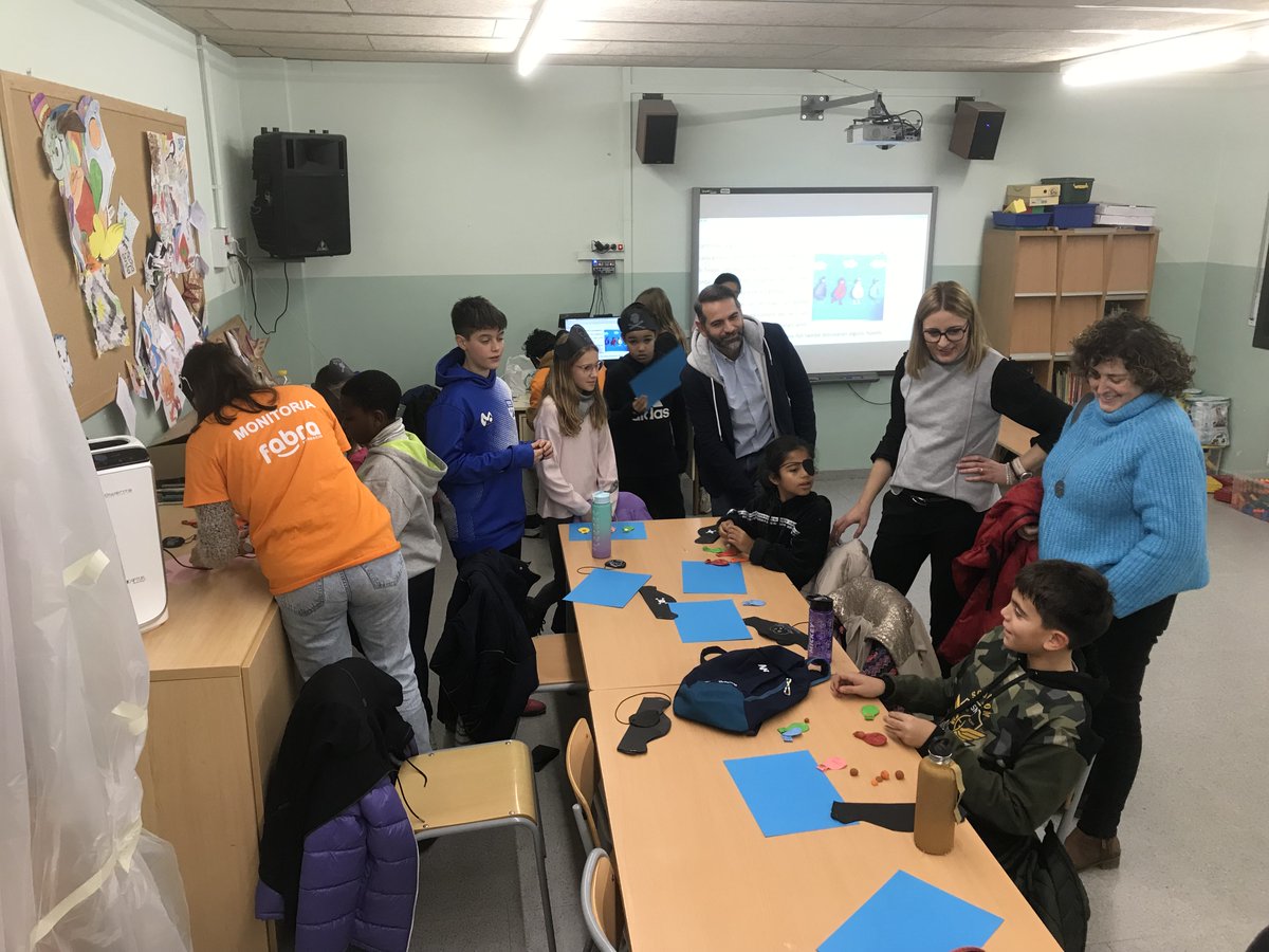paerialleida's tweet photo. Activitats lúdiques i d'esbarjo als Casals que organitza la Regidoria d’Educació, amb tallers i jocs que tenen un Centre d’interès comú:  “Pirates Nadalencs”

#Lleida #Educació #Casals #Pirates https://t.co/et9t5Enb7h