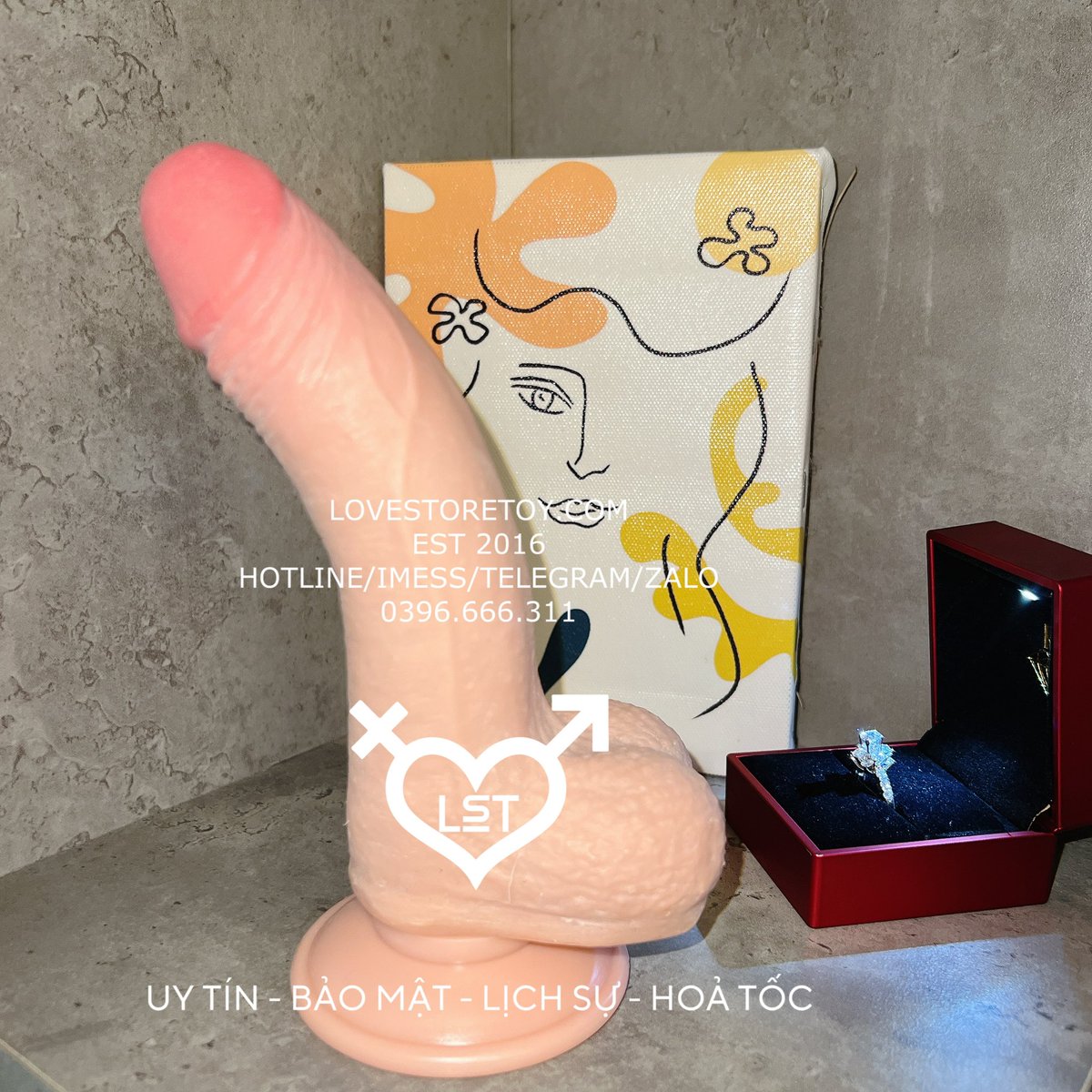 lovestoretoy's tweet photo. Em yêu xứng đáng có đc https://t.co/8XAnFJeXDx https://t.co/enriNjGGug