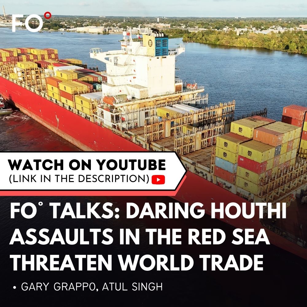 myfairobserver's tweet photo. Houthi attacks in the Red Sea threaten global trade. The US forms a coalition, but regional war risks with Iran persist.
By: Gary Grappo & @atulabhas
Video Link: https://t.co/avtPPqNYH5
#FOTalks #Houthis #Iran #Israel #RedSea #trade #US #USwarships #War #Yemen #Europe #Gaza https://t.co/2xlEVUUDUI