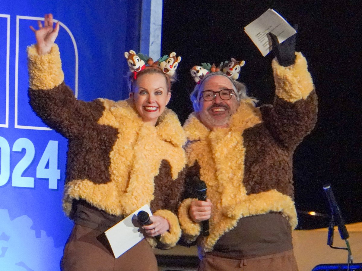 Much-loved runDisney sports hosts @CarissaAnneB and @jspelk are celebrating 20 years of welcoming athletes to the start and finish lines of #WDWMarathon weekend.