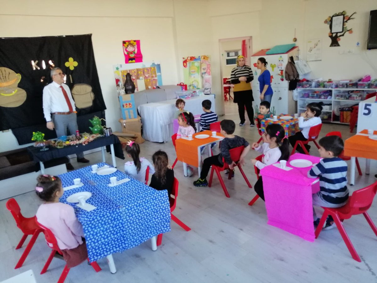MehlikaEmirAlty's tweet photo. Aile Etkinliğimiz Kış Ayı https://t.co/zJr1Y3iULp