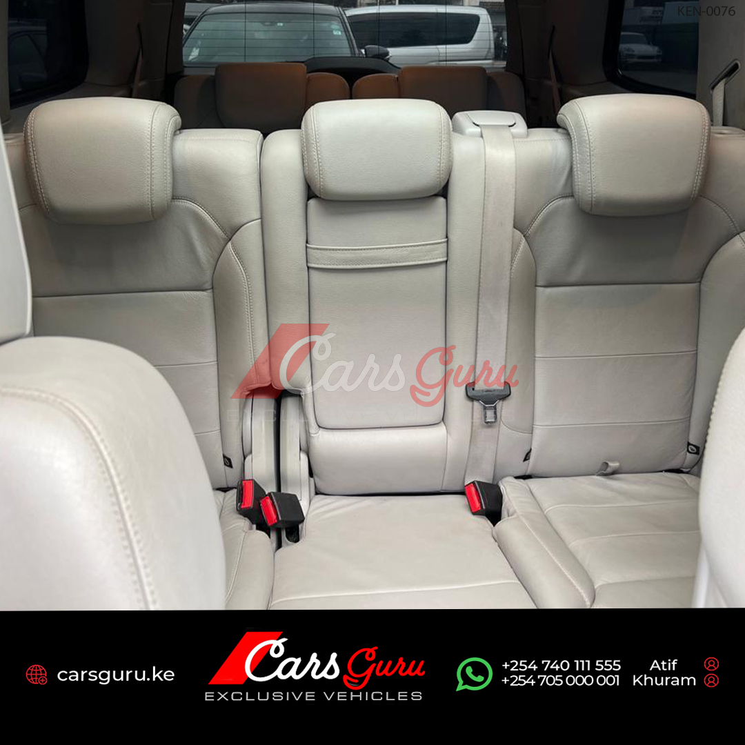 KhushiMotorsExp's tweet photo. 𝗠𝗲𝗿𝗰𝗲𝗱𝗲𝘀 𝗕𝗲𝗻𝘇 𝗚𝗟𝟯𝟱𝟬 𝟮𝟬𝟭𝟰 #newarrivals 🔥

✔️Stock No: KEN-0076
✔️Body Type: SUV
✔️Make: Mercedes Benz
✔️Model: GL350

📞Contact Our Sales Team:
📱Khurram: +254 705 000001
📱Atif: +254 740 111 555

#MercedesBenz #GL350 #cars #auto #carsgurukenya #nairobi https://t.co/VP8wEMXV4w