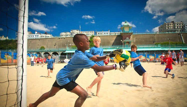 Exciting times ahead for Yellowave #Brighton, delighted to be selected as one of the 8 National Beach Volleyball Development Centre that Volleyball England have established..🙌 🏖️ 🏐 bit.ly/3vqjc2w @VballEngland #beachvolleyball #Brighton