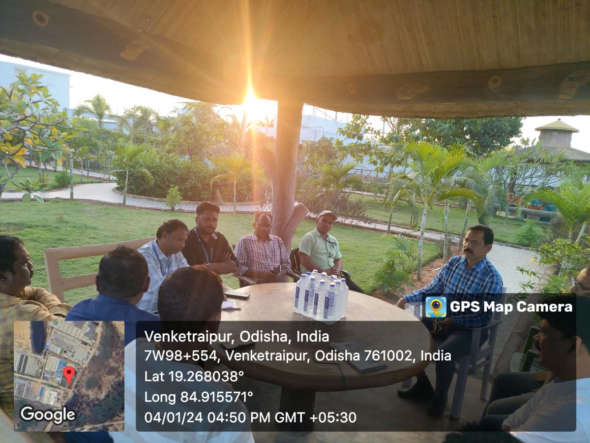 CifnetH's tweet photo. Pre-Sagar Parikrama saturation campaign! An awareness camp on 04-01-2024 #PMMSY &amp; #KCC was organised in Haripur &amp;Gopalpur,Ganjam Dist,Odisha by CIFNET &amp; State Fisheries Officials; provided valuable information and received grievances from them.#SagarParikramaYatra #PhaseXI https://t.co/D3ACK97UUP