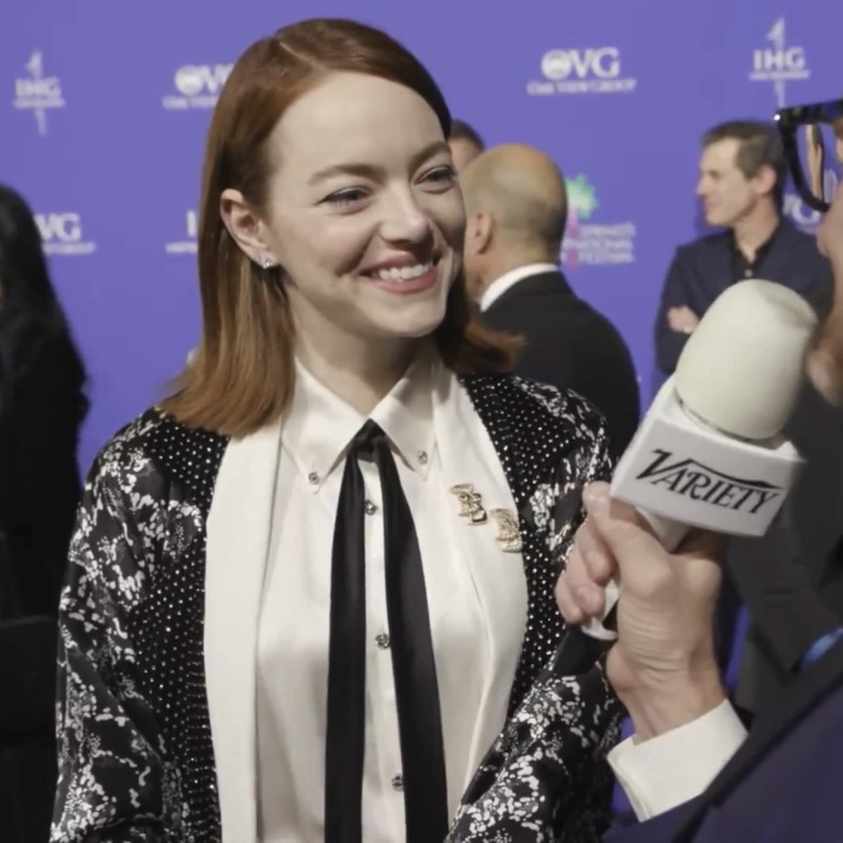 รอเลย! Emma Stone ยืนยันแล้วว่า ‘CRUELLA 2’ อยู่ในระหว่างดำเนินงาน ส่วนการถ่ายทำอาจจะไม่ช้า ก็เร็วๆ นี้ 🤍🖤🧵

#ครูเอลล่า #cruella2