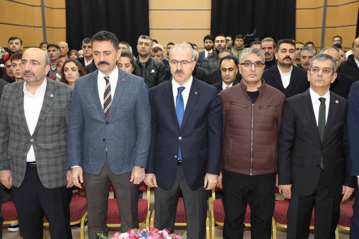 📌ELAZIĞ BASKİL

“Ben Fethi Sekin… Şimdi bir kez daha duysun hainler, bölmek mi bizi? Ne haddinize!” 

Elazığlı Kahraman Şehidimiz Fethi Sekin’i anma programına İl protokolümüzle katıldık. 

Yüce Allah(C.C.) şehidimizin mekanını cennet eylesin.