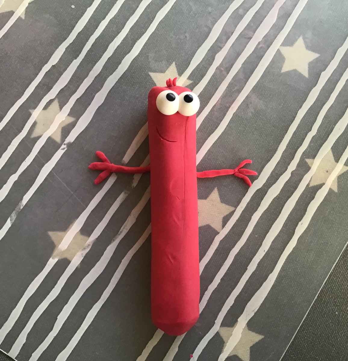 Loving ‘Dave The Super Sausage’ - the first character created by 10yo E after being gifted ‘Obey the Clay’ by @bigpotatogames for @aardman - such a cool idea 🤩