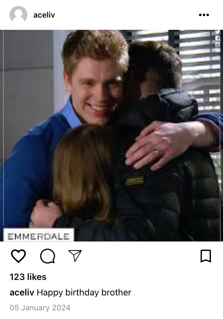 yorit1's tweet image. Happy 32nd birthday Aaron Dingle #robron #roblivion